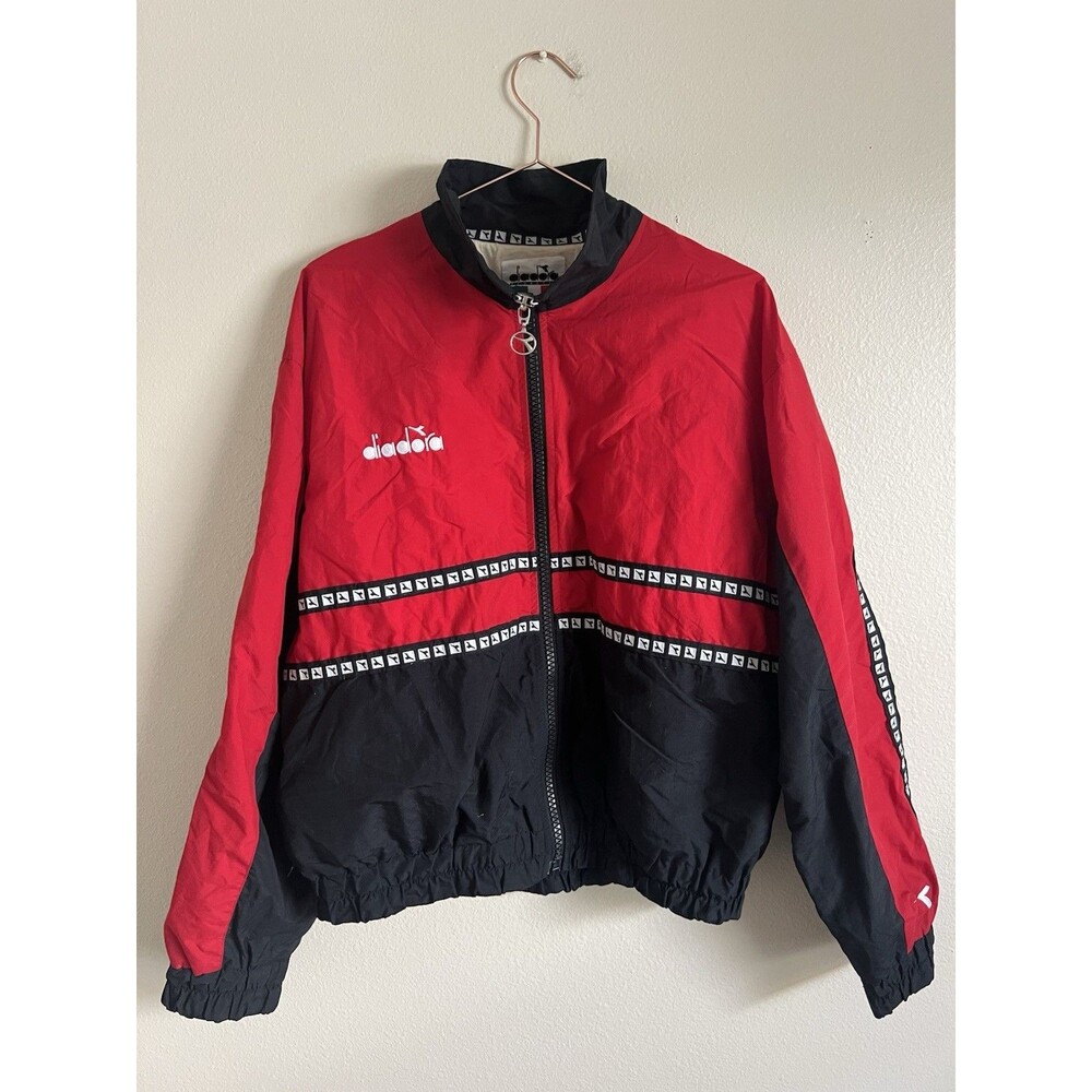 DIADORA Vintage Soccer Jacket Men’s Size S‎ Red & Black